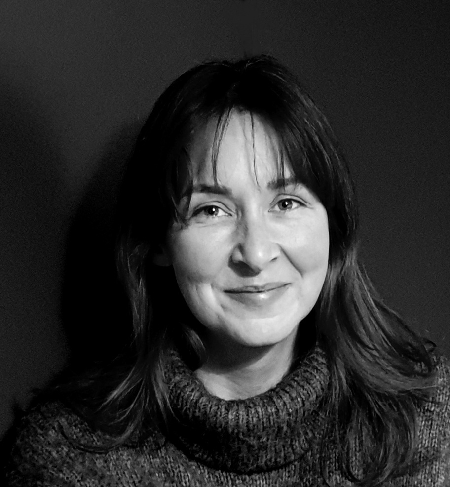 a black and white photograph of Sam Otero therapeutic counsellor in Sussex and online